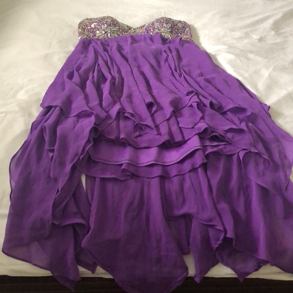 Dress - Picture 2 of 6